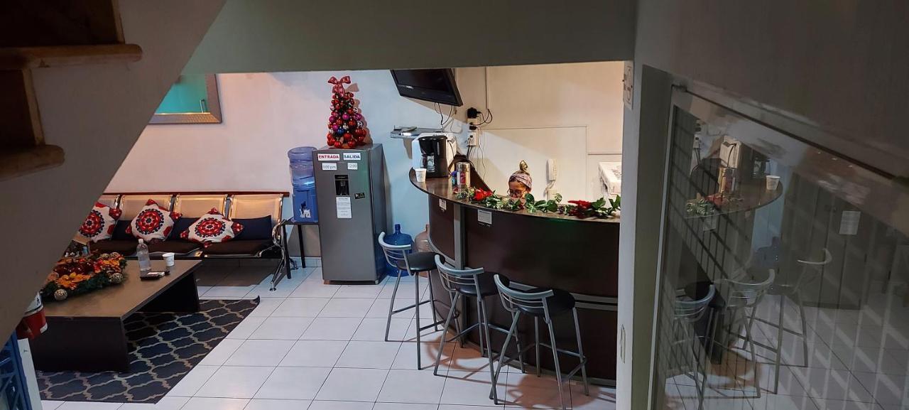 瓜达拉哈拉 Casa D Miros Familias , Grupos Y Empresas Max 20 P酒店 外观 照片